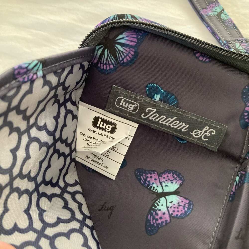 Lug Butterfly Wristlet - Picture 6 of 11